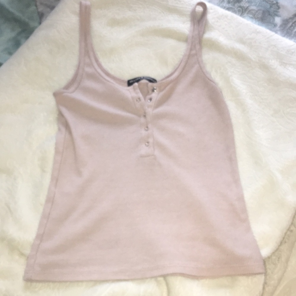 💗Gorgeous neutral Brandy Melville Tank w/Buttons!